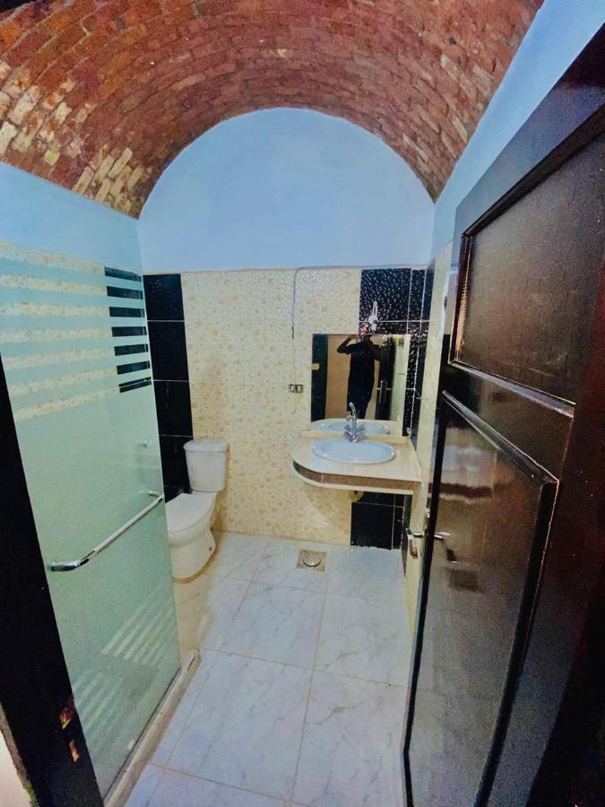 King Kassem Hotel Асуан Екстериор снимка